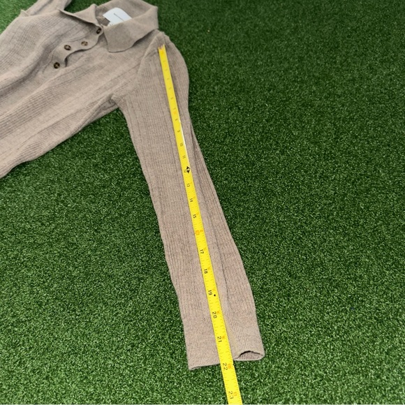 REFORMATION Hermia Merino Wool Polo Top Sweater In Beige Women’s Medium - Picture 10 of 10